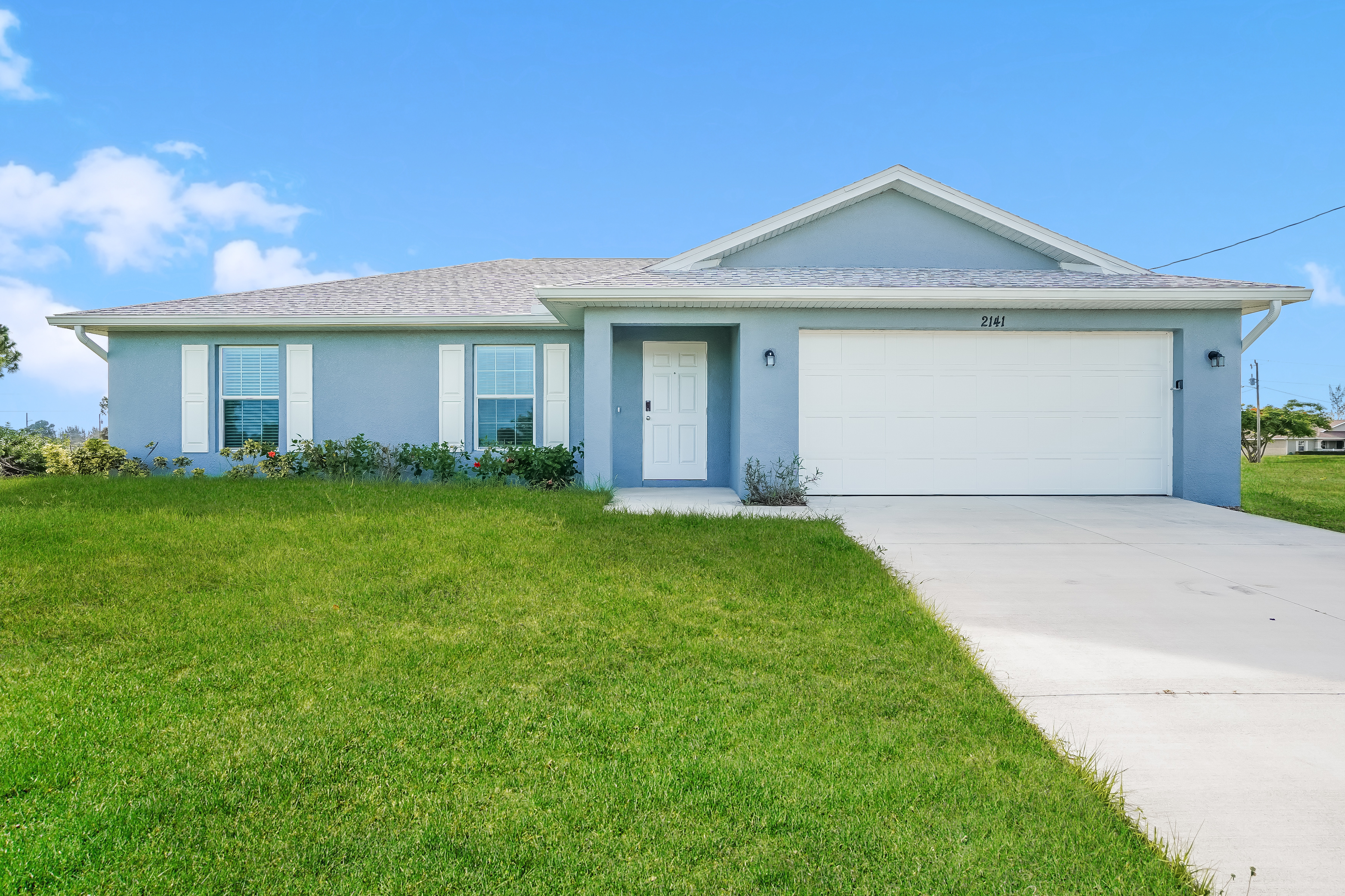 2141 NW 18th Pl Cape Coral, FL 33993